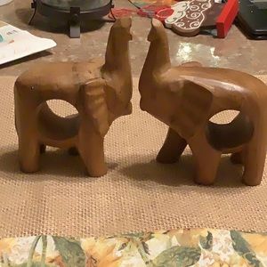 NWOT 4 NAPKINS HOLDERS